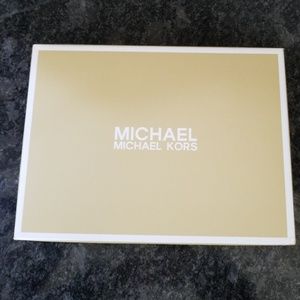 Michael Kors hat and scarf